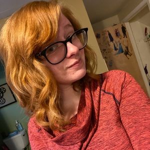 Meet your Posher, Nicole